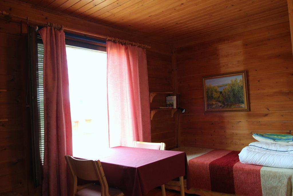 可罗婷瑞塔曼杰特山林小屋 Leppäjärvi 客房 照片